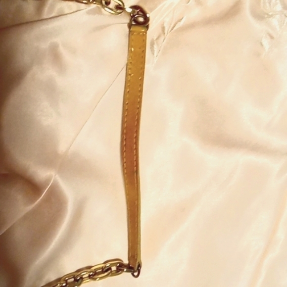 Jimmy Choo Patent Clutch Bag - Picture 9 of 16